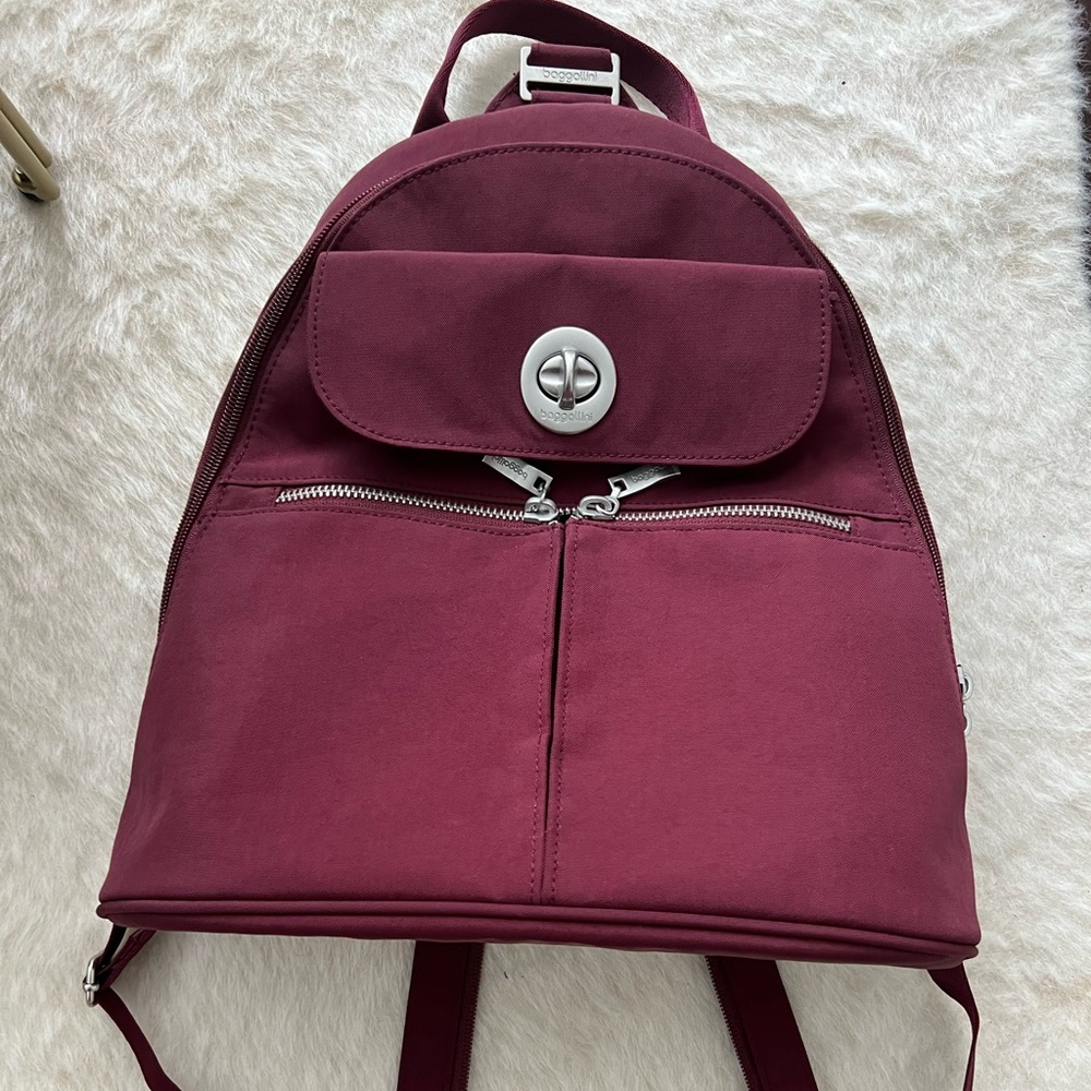 Baggallini Naples Convertible Backpack Dark Cherry
